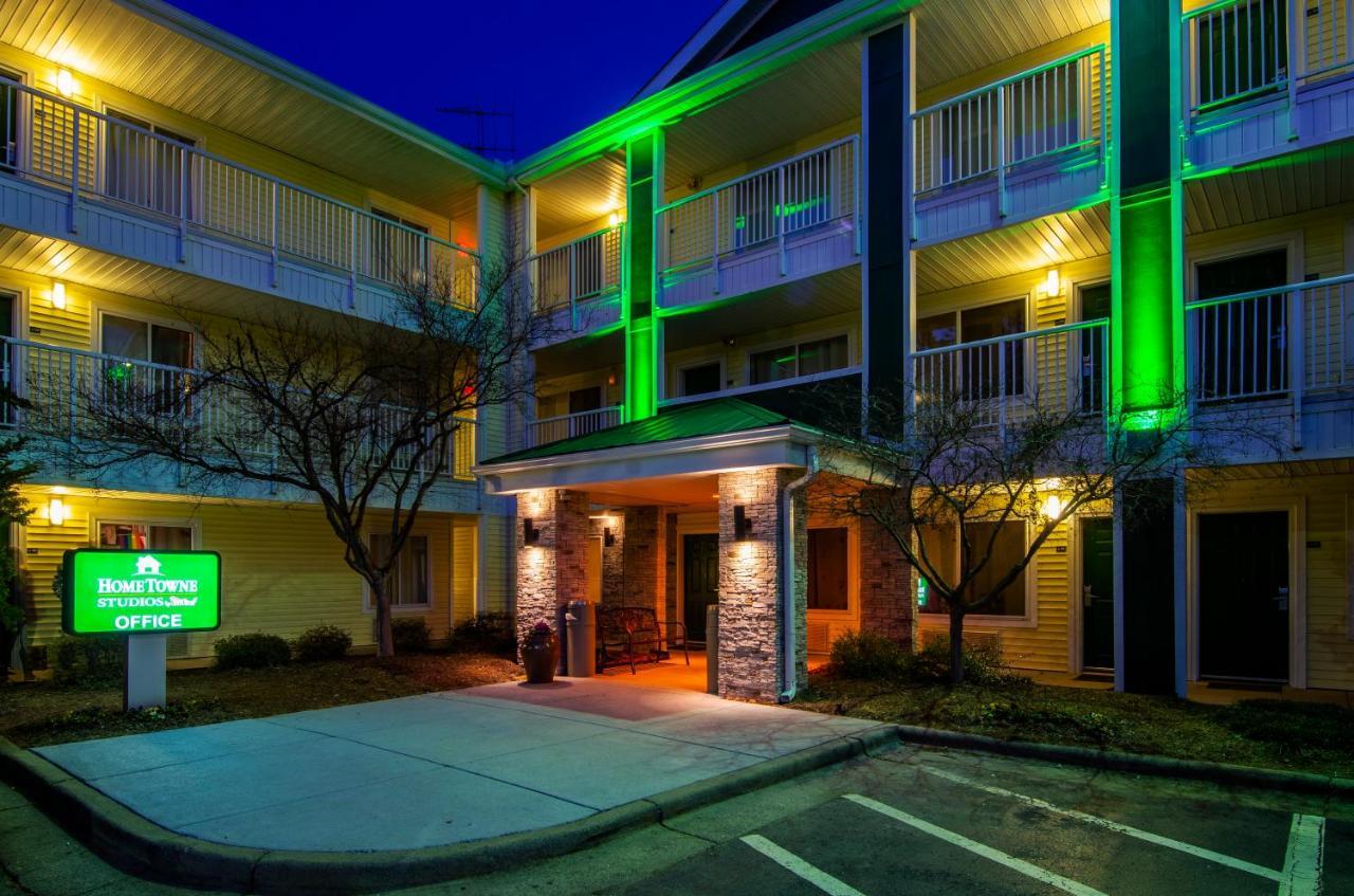 Hometowne Studios By Red Roof Winston-Salem - University Pkwy Exterior foto